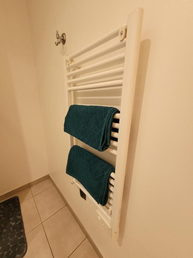 Appartement Standing 2 Pieces Avec Jardin Entre Paris & Dysney Bry-sur-Marne Exterior photo