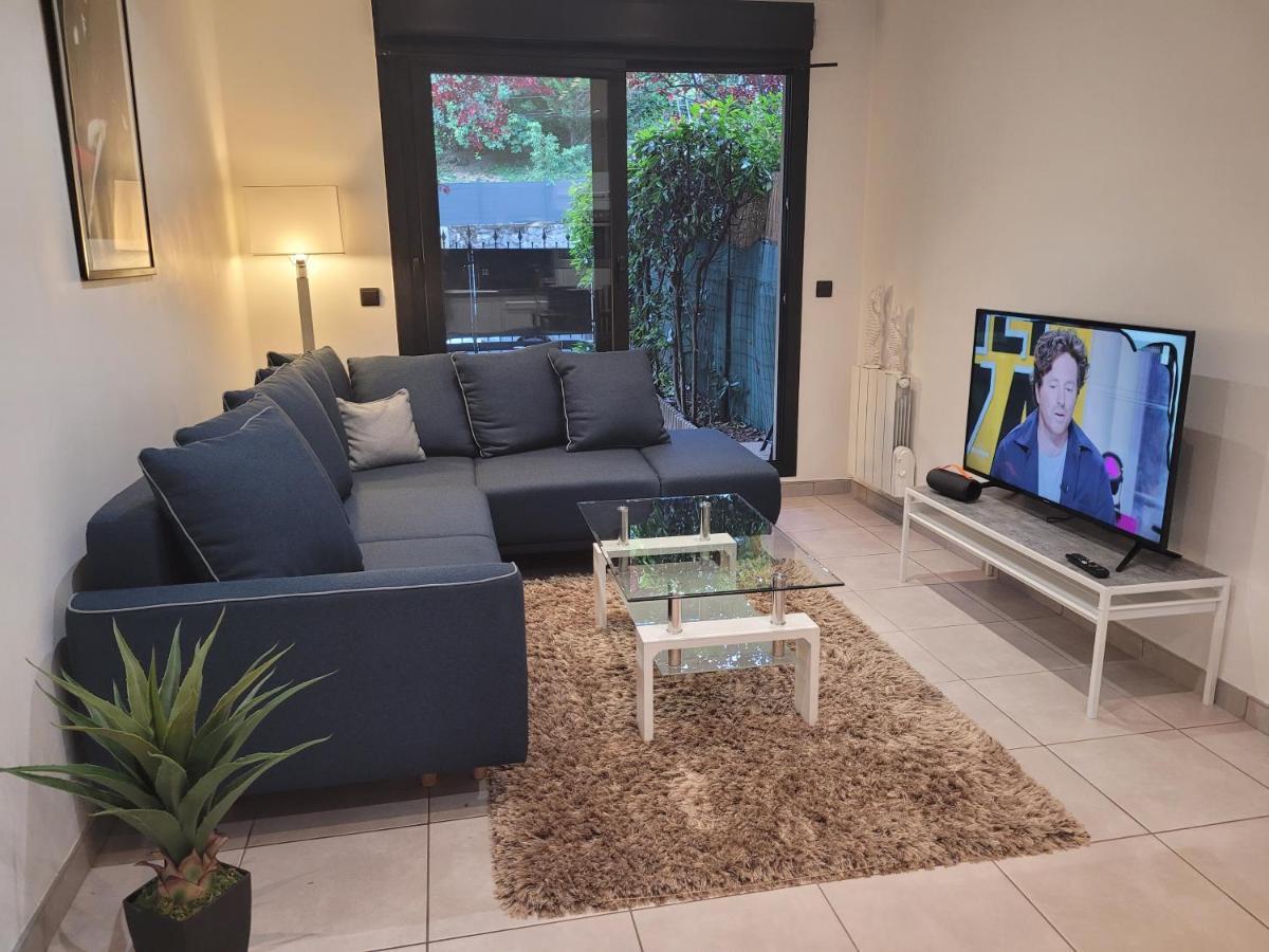 Appartement Standing 2 Pieces Avec Jardin Entre Paris & Dysney Bry-sur-Marne Exterior photo